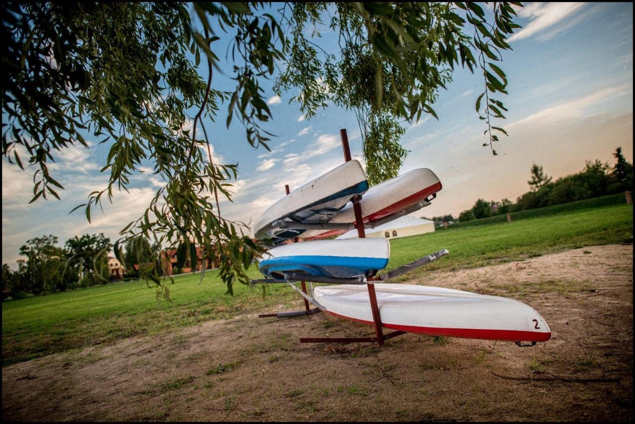 Villa Natura Dolsk Exterior photo